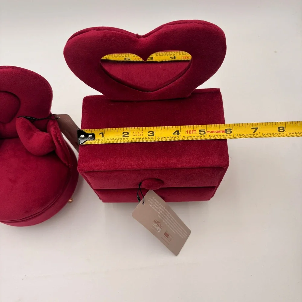 Willow & Riley Pink Velvet Heart Jewelry Box Set Vanity Dresser & Armchair NWT